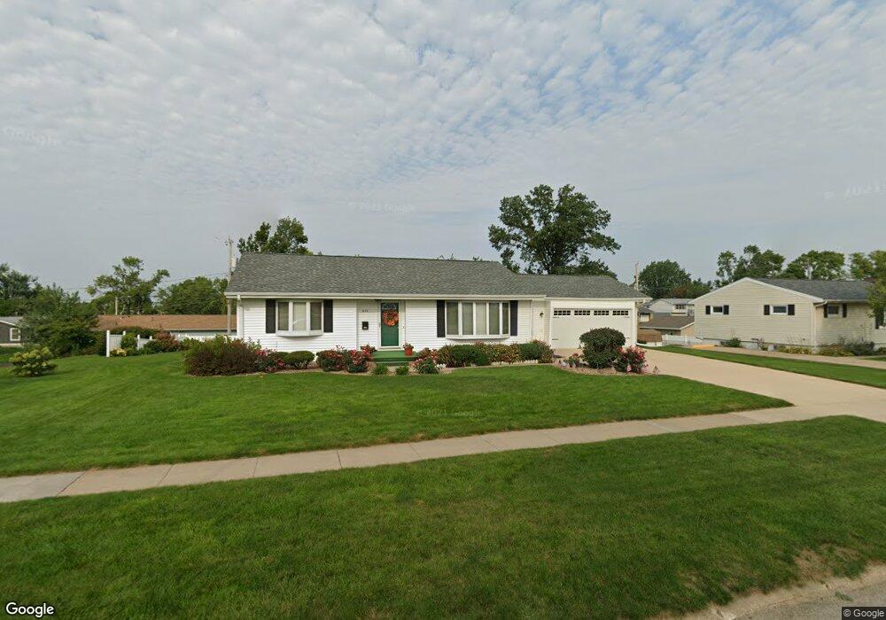 840 S 15th St, Marion, IA 52302 - photo 1