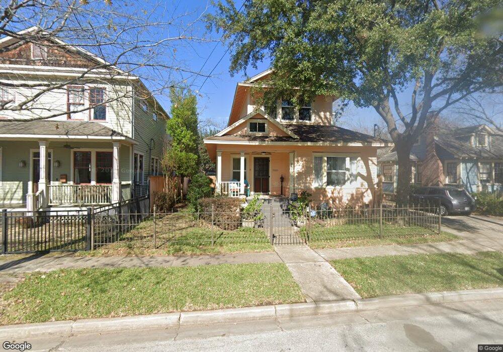 821 Highland St, Houston, TX 77009 - photo 1