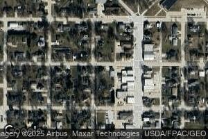 135 W 3rd St, Readlyn, IA 50668