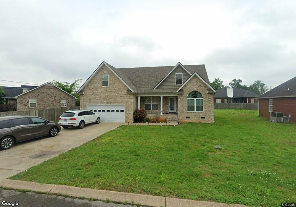 329 Shelby Cir, Shelbyville, TN 37160 - photo 1