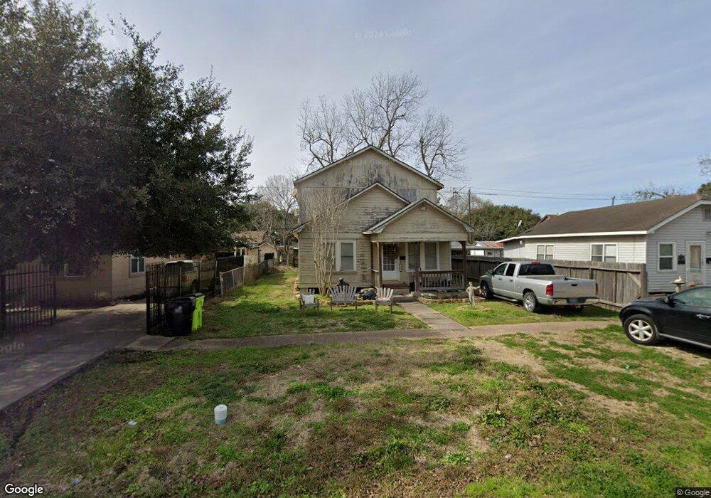 1410 7th St, Rosenberg, TX 77471 - photo 1