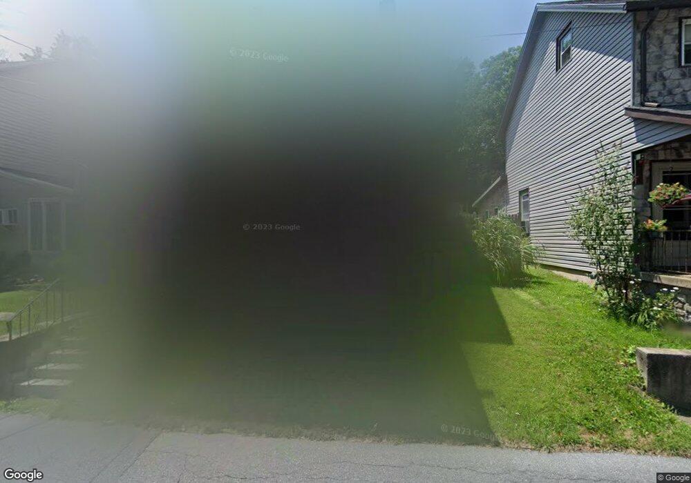 3273 Water St, Whitehall, PA 18052 - photo 1