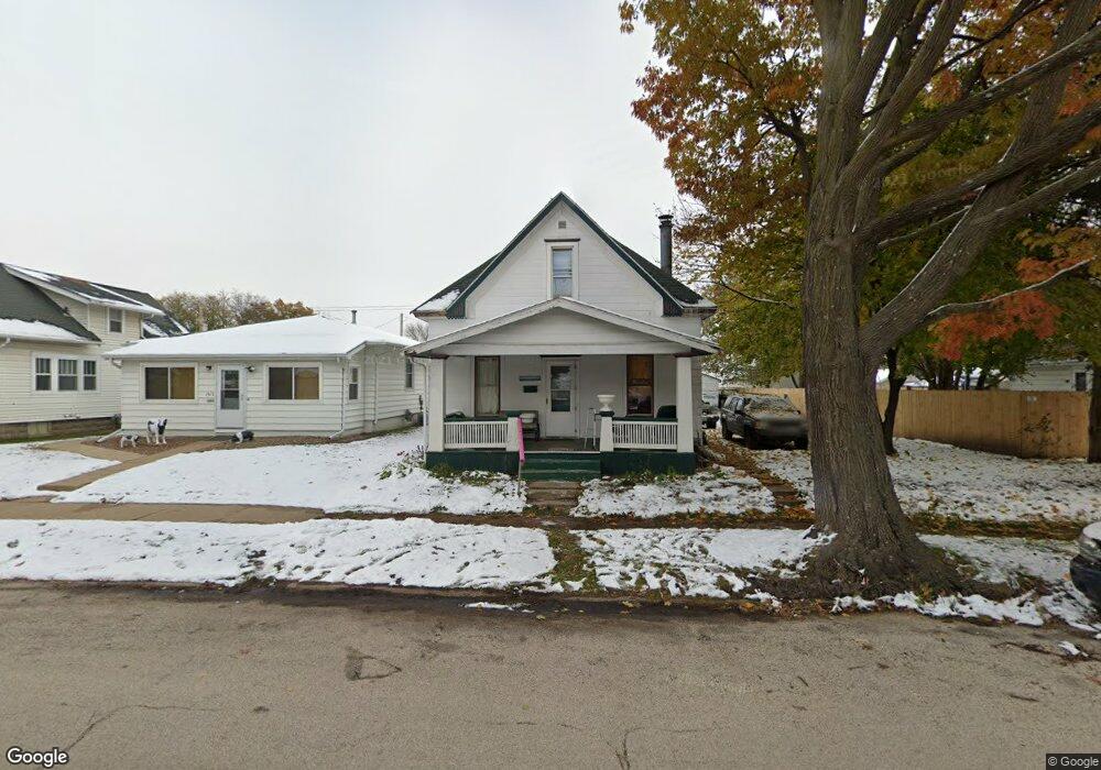 1819 D St SW, Cedar Rapids, IA 52404 - photo 1