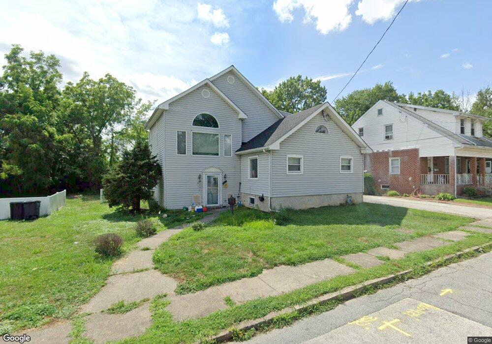 526 Pershing Ave, Darby, PA 19023 - photo 1