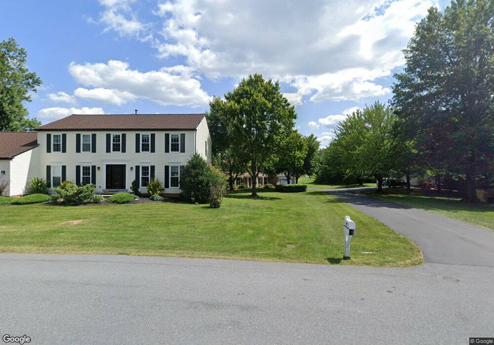 19222 Jamestown Dr, Hagerstown, MD 21742 - photo 1