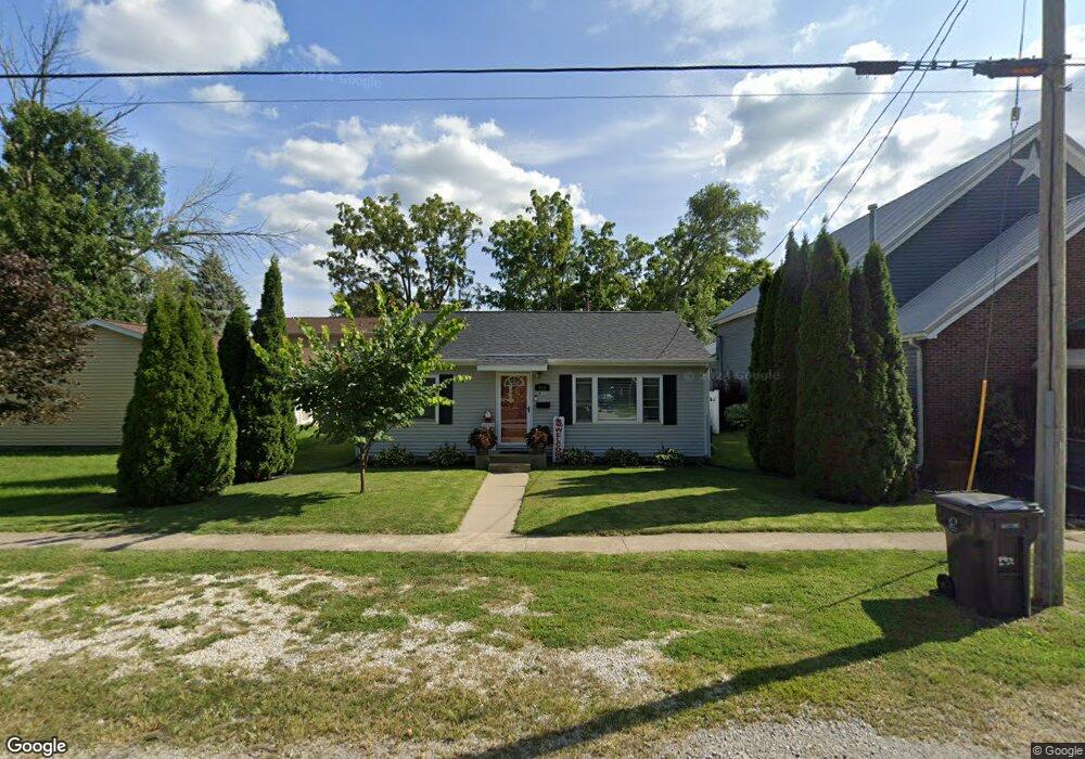 213 E Overton St, Tuscola, IL 61953 - photo 1