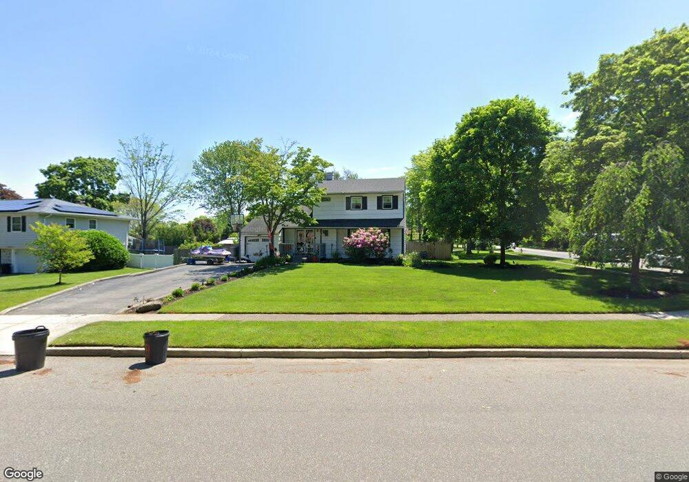 129 Wicks Path, ComMacK, NY 11725 - photo 1