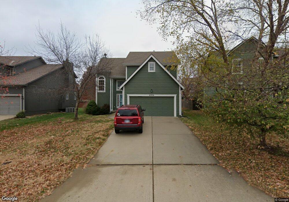 21512 W 58th St, Shawnee, KS 66218 - photo 1