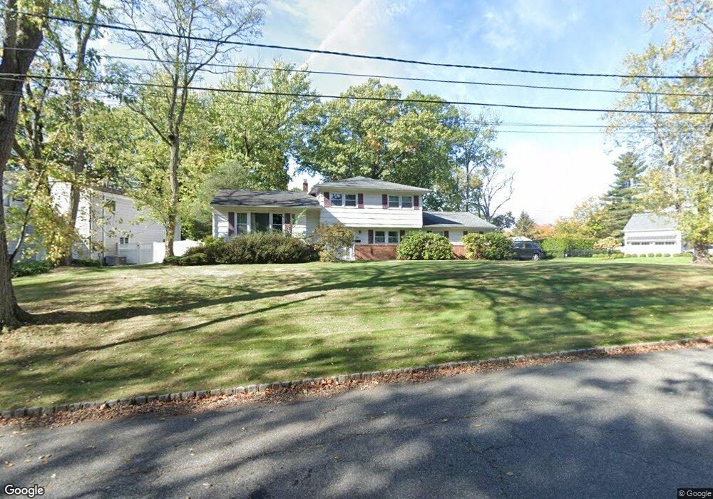 2 Billingsley Dr, Livingston, NJ 07039 - photo 1