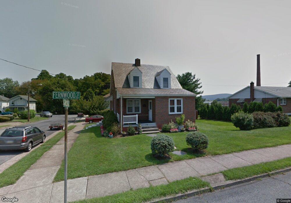 738 Fernwood St, Bethlehem, PA 18018 - photo 1