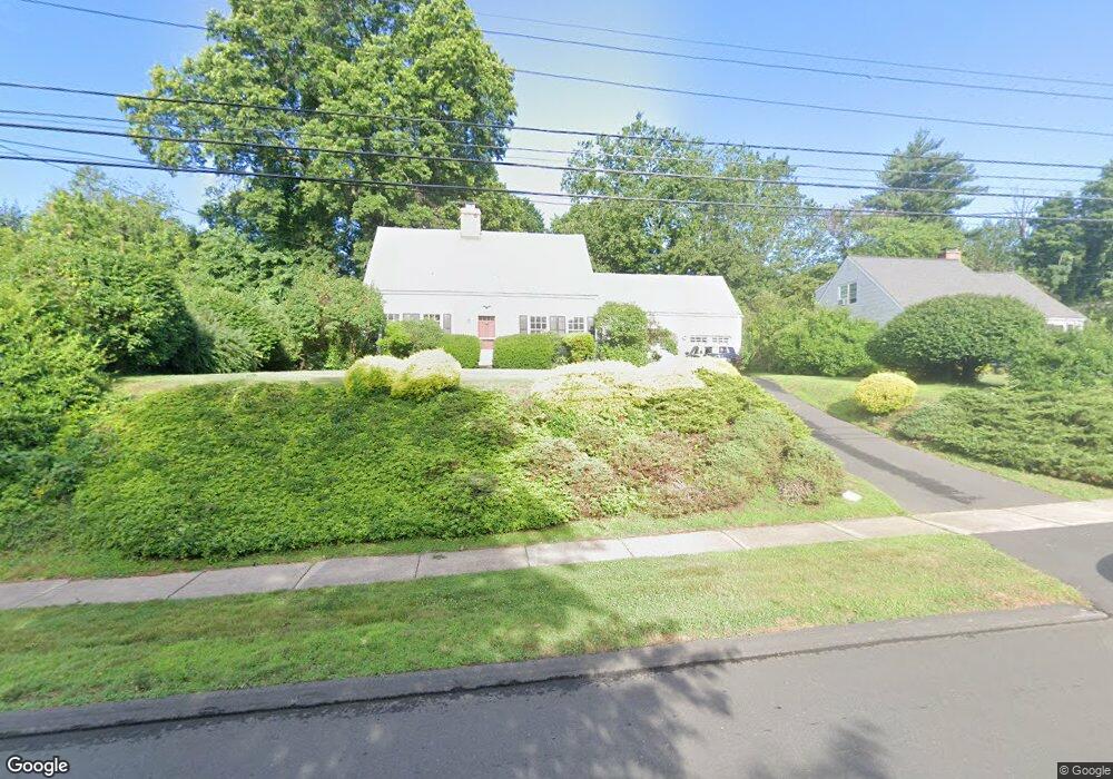 7 Richmond Rd, West Hartford, CT 06117 - photo 1