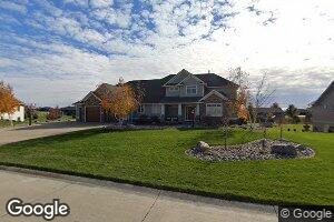 1531 Sunrise Cir, Sioux Center, IA 51250
