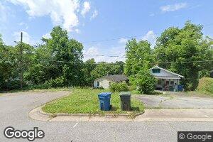 320 6th Ave SW, Hickory, NC 28602