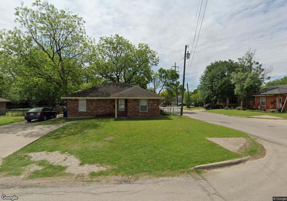 907 W Milam St, Ennis, TX 75119 - photo 1