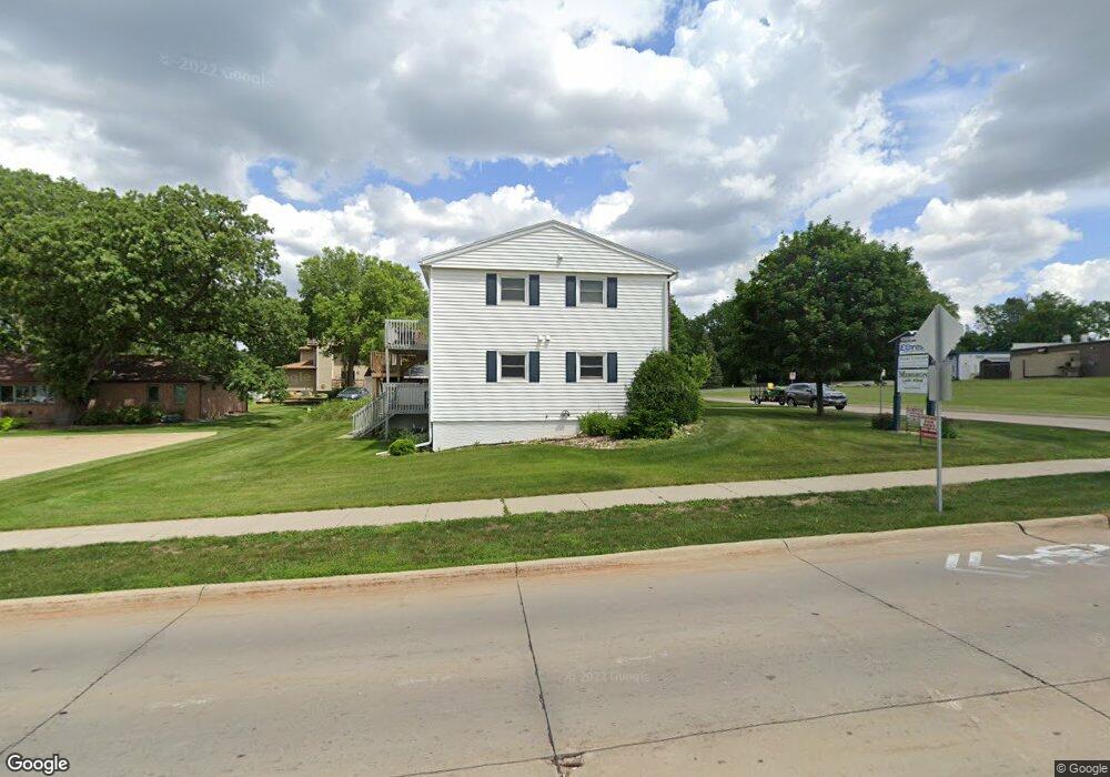 3014 Rownd St, Cedar Falls, IA 50613 - photo 1