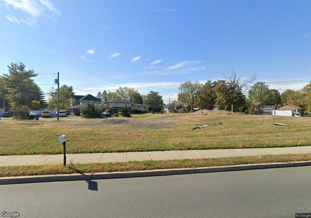 2077 Oak Tree Rd unit 18, Edison, NJ 08820 - photo 1