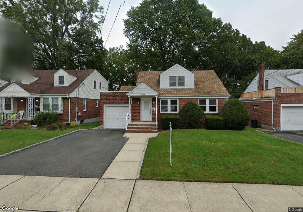 2-09 17th St unit 1X, Fair Lawn, NJ 07410 - photo 1