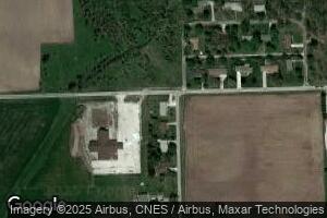 319 N Locust St, Roberts, IL 60962
