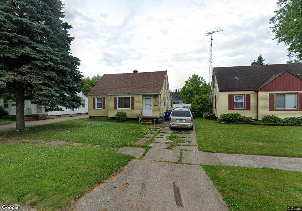 3406 Holly Ave, Flint, MI 48506 - photo 1