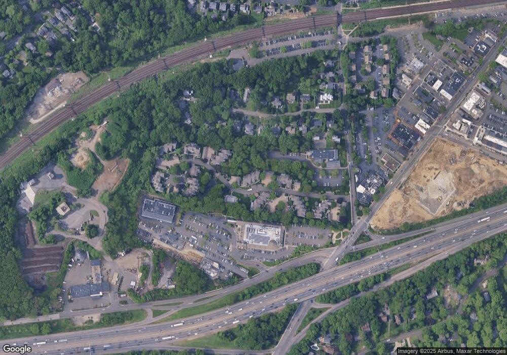 35 Hale Ln, Darien, CT 06820 - photo 1