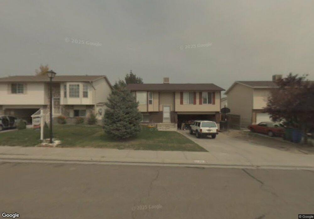 4964 W Wake Robin Dr, West Jordan, UT 84081 - photo 1