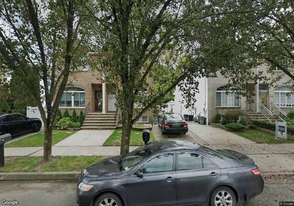 128 Camden Ave, Staten Island, NY 10309 - photo 1