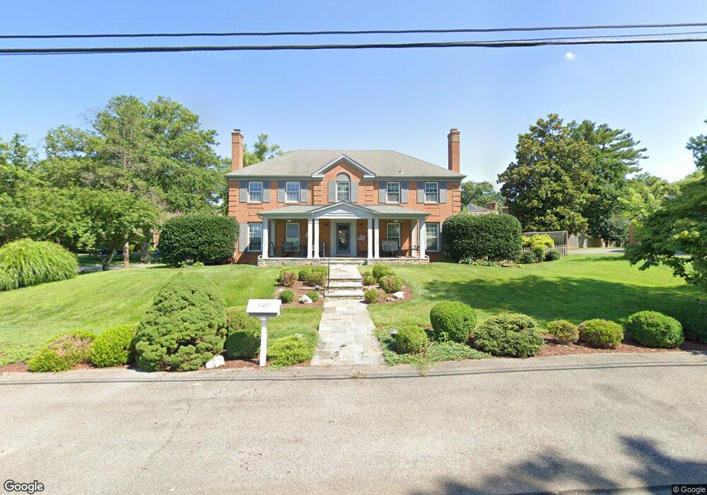 5413 Golf Ln, Rockville, MD 20852 - photo 1