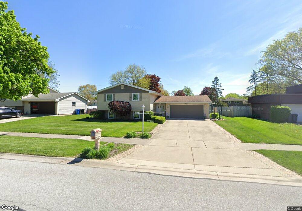 936 Pettibone St, Crown Point, IN 46307 - photo 1