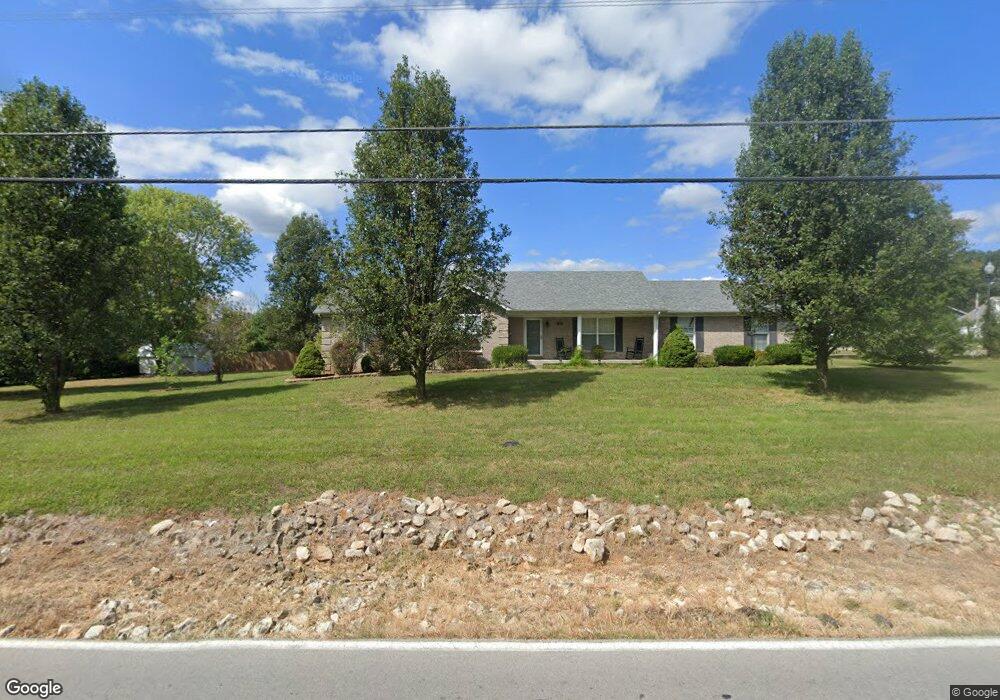 747 Greenbriar Rd, Mount Washington, KY 40047 - photo 1