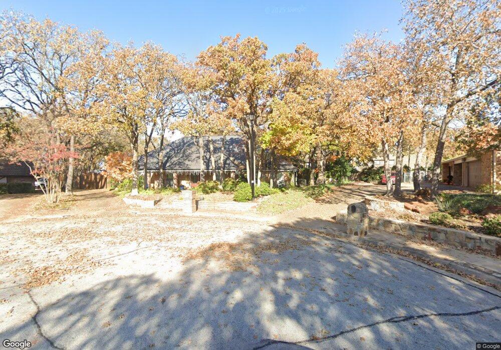 3821 Wimbleton Ct, Bedford, TX 76021 - photo 1