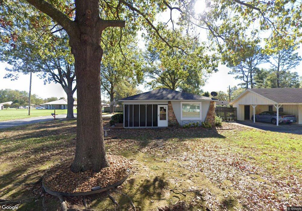 201 Truman St, Stuttgart, AR 72160 - photo 1