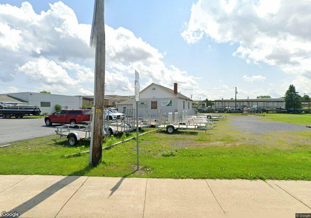 2958 Macarthur Rd, Whitehall, PA 18052 - photo 1