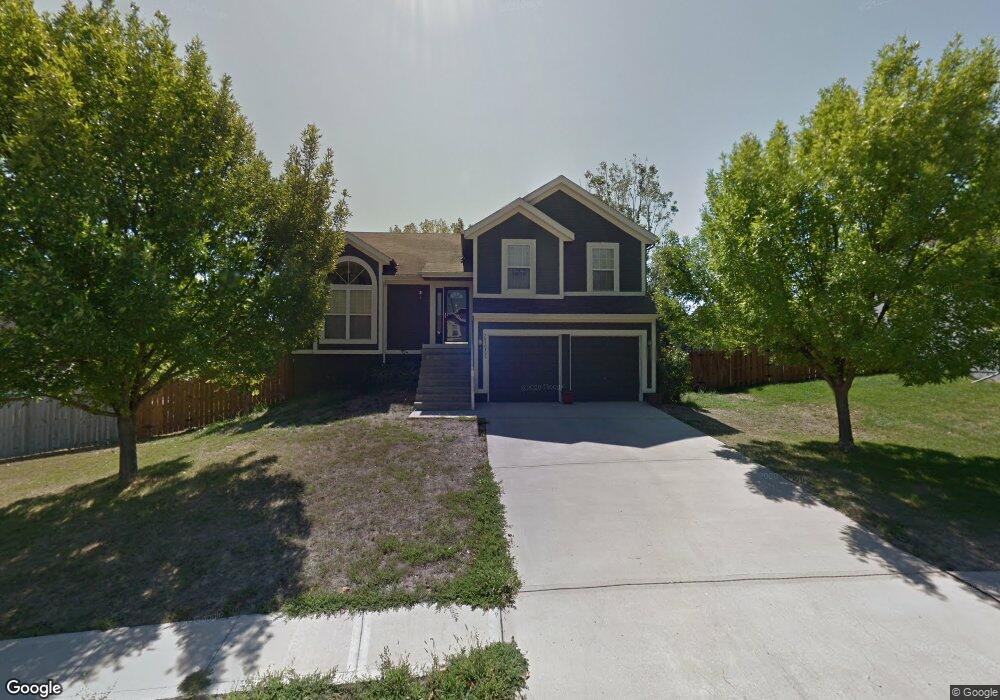 21411 W 51st Terrace, Shawnee, KS 66218 - photo 1