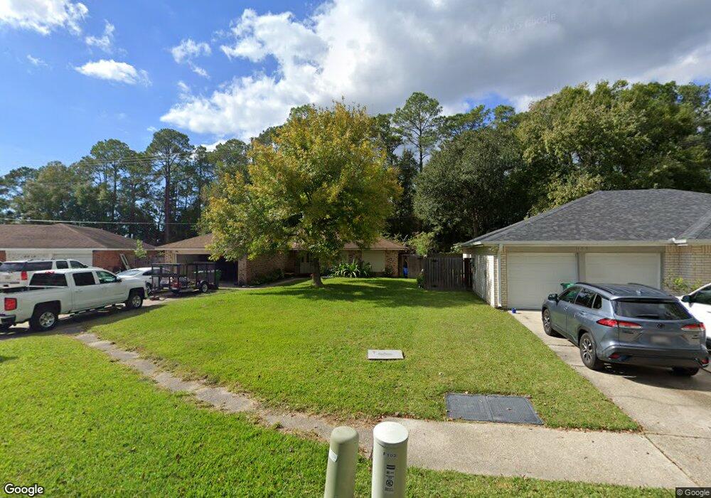 103 W Queens Dr, Slidell, LA 70458 - photo 1