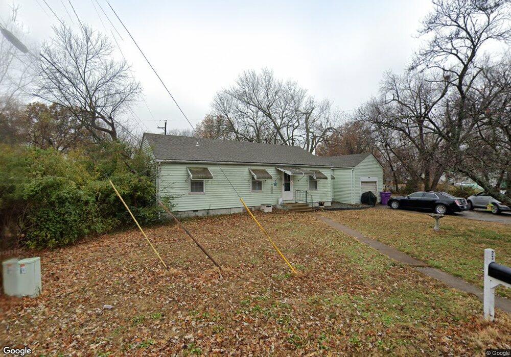 21 Walnut Dr, Parsons, KS 67357 - photo 1