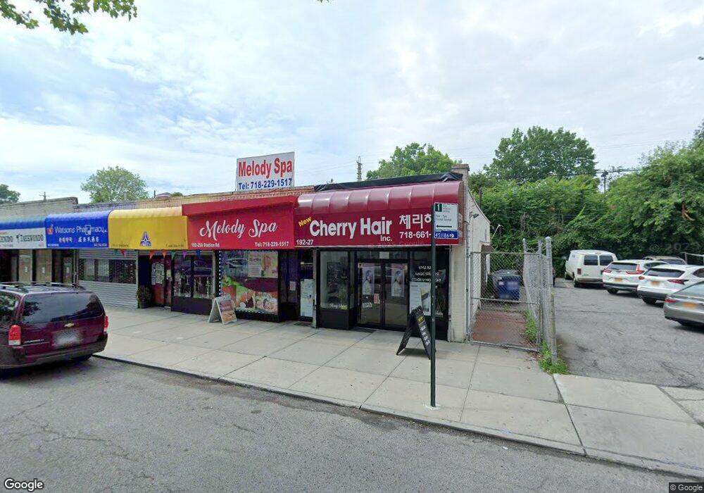 192-25 Station Rd, Flushing, NY 11358 - photo 1