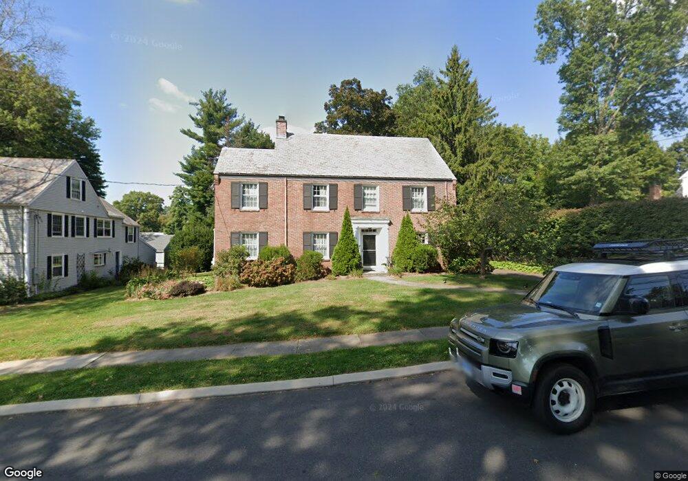 22 Mountain View Dr, West Hartford, CT 06117 - photo 1