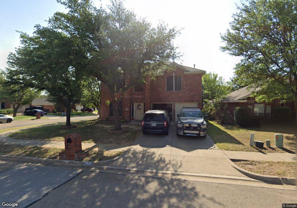 7601 Sunburst Trail, Denton, TX 76210 - photo 1