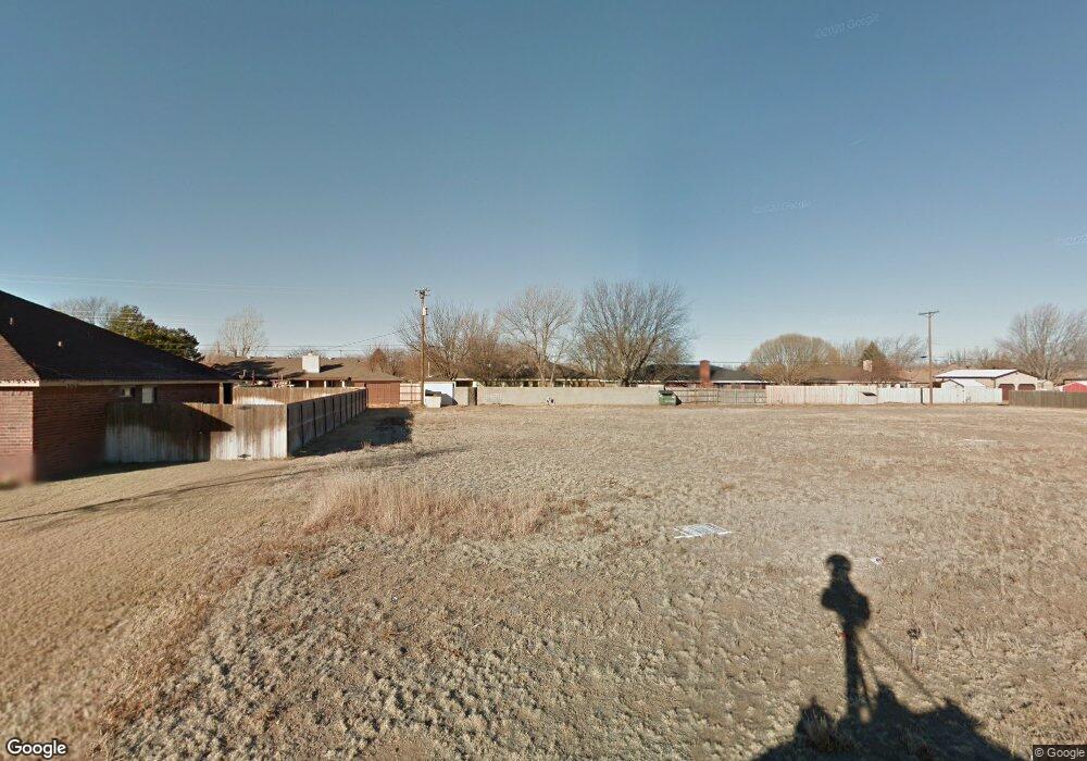 916 Melinda Ln, Dumas, TX 79029 - photo 1