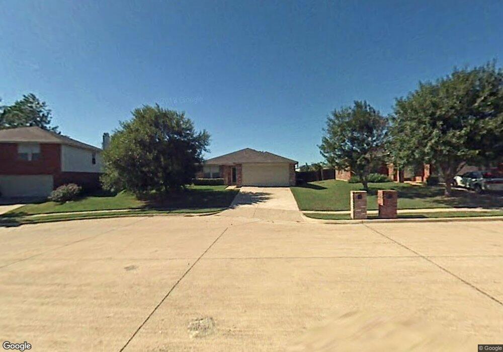 8212 Hazel Wood Dr, Denton, TX 76210 - photo 1