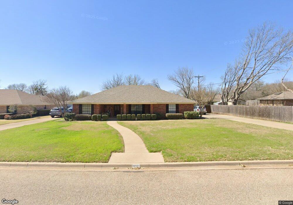 802 Stonelake Dr, Cleburne, TX 76033 - photo 1