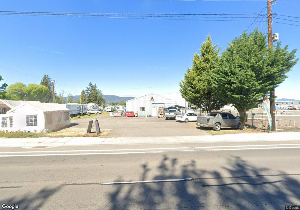 3705 Table Rock Rd, Central Point, OR 97502 - photo 1