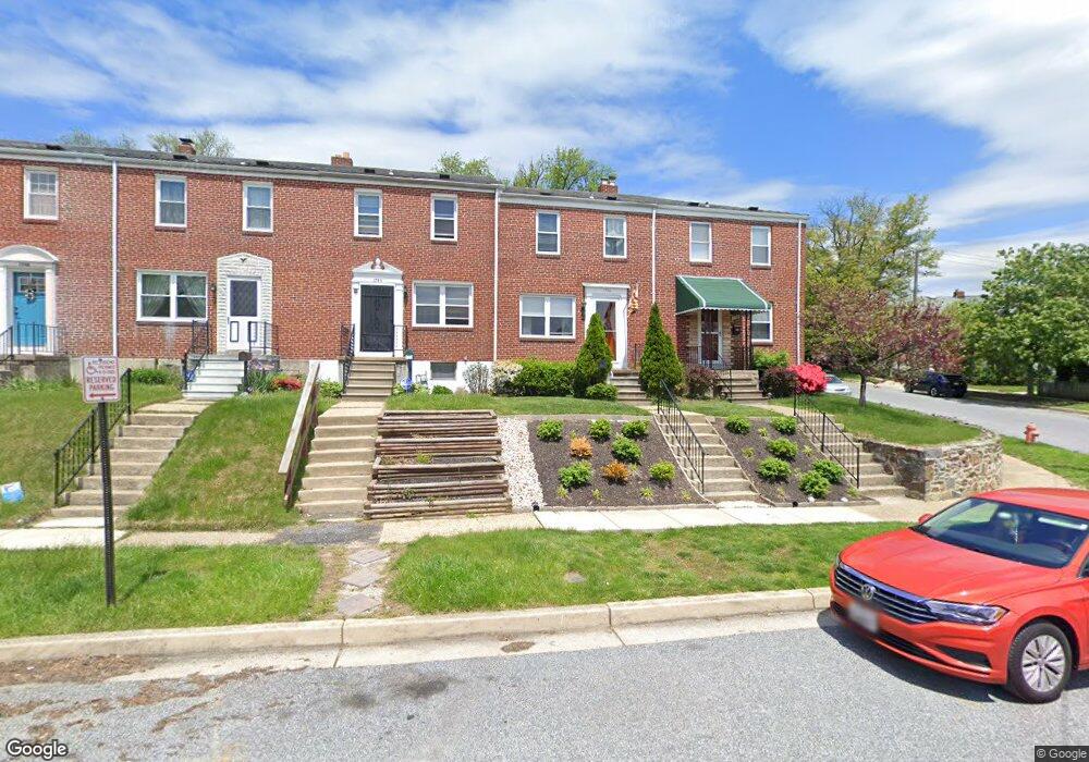 1746 Pin Oak Rd, Parkville, MD 21234 - photo 1