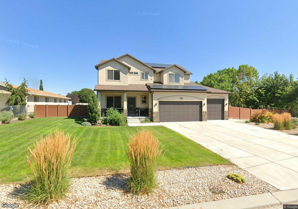 2366 W 10950 S, South Jordan, UT 84095 - photo 1