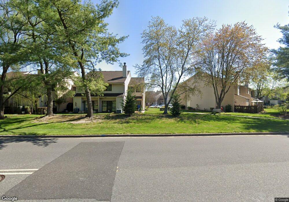 19 Tulip Ct, Mount Laurel, NJ 08054 - photo 1