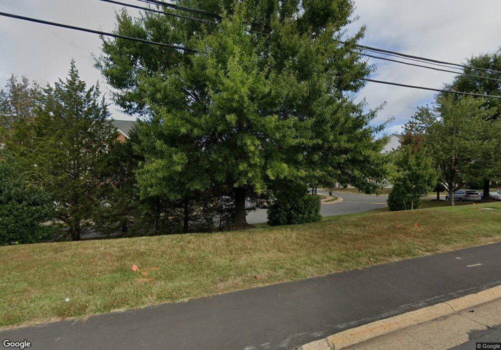 12743 Heron Ridge Dr, Fairfax, VA 22030 - photo 1