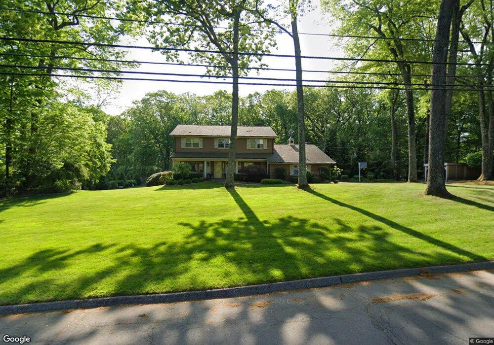 12 Friar Ln, Trumbull, CT 06611 - photo 1