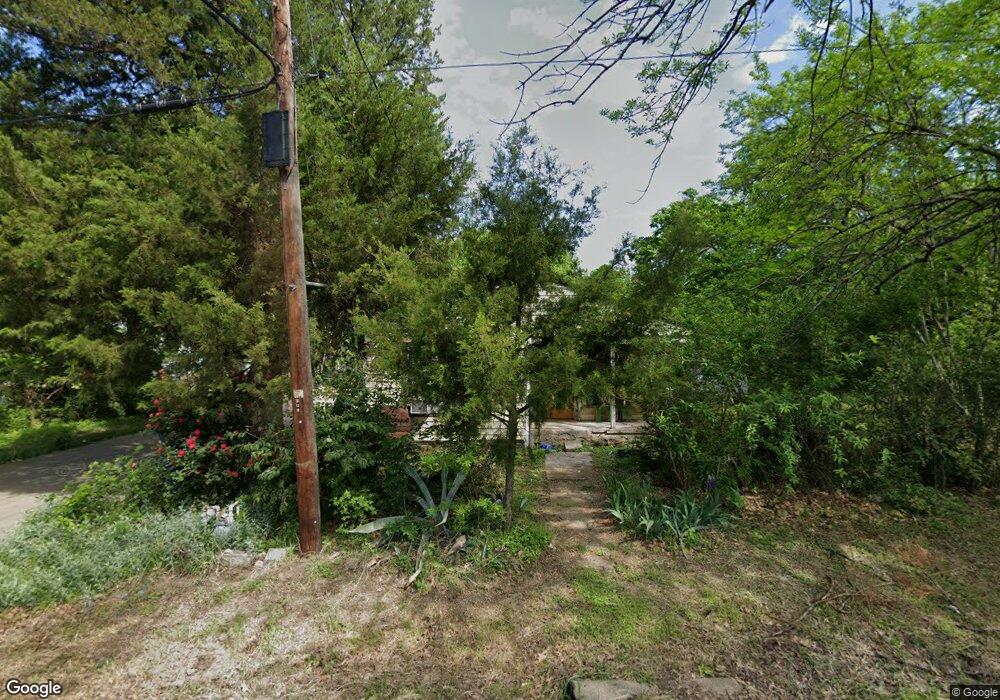 308 W Burnett St, Ennis, TX 75119 - photo 1