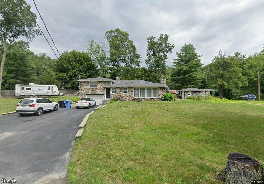 122 Sumner Brown Rd, Cumberland, RI 02864 - photo 1