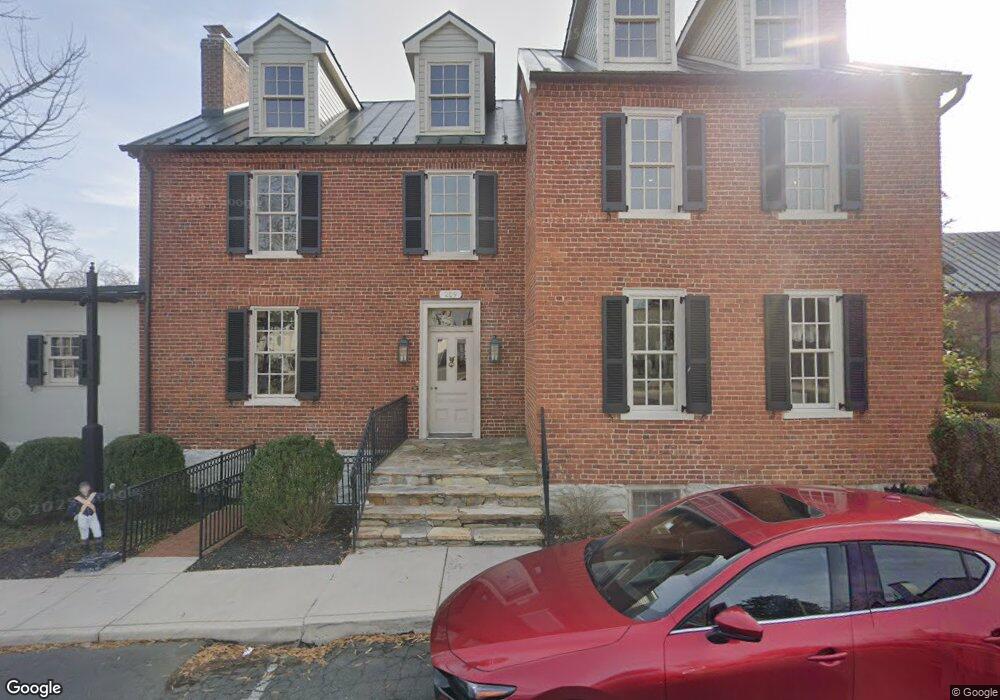 209 Washington St E, Middleburg, VA 20117 - photo 1